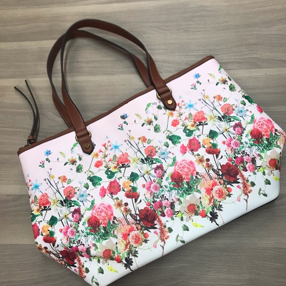 elliott lucca large tote